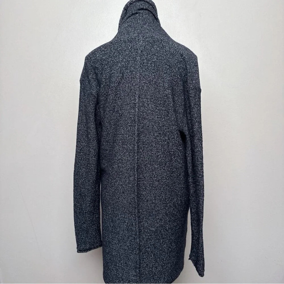 Roots Womens Medium Shawl Collar Heathered Black Knit Cardigan - Picture 2 of 15